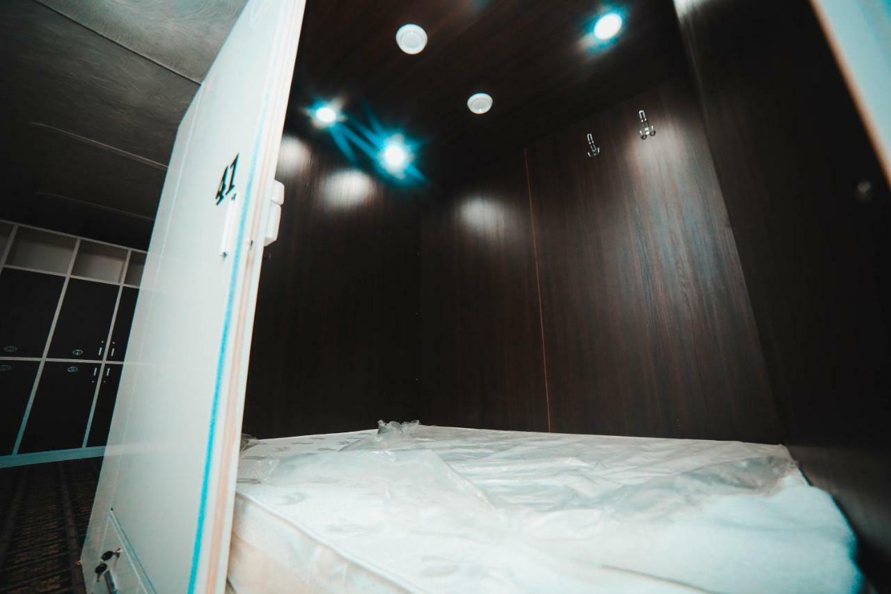 Capsule Hotel Technocave Bisjkek Buitenkant foto