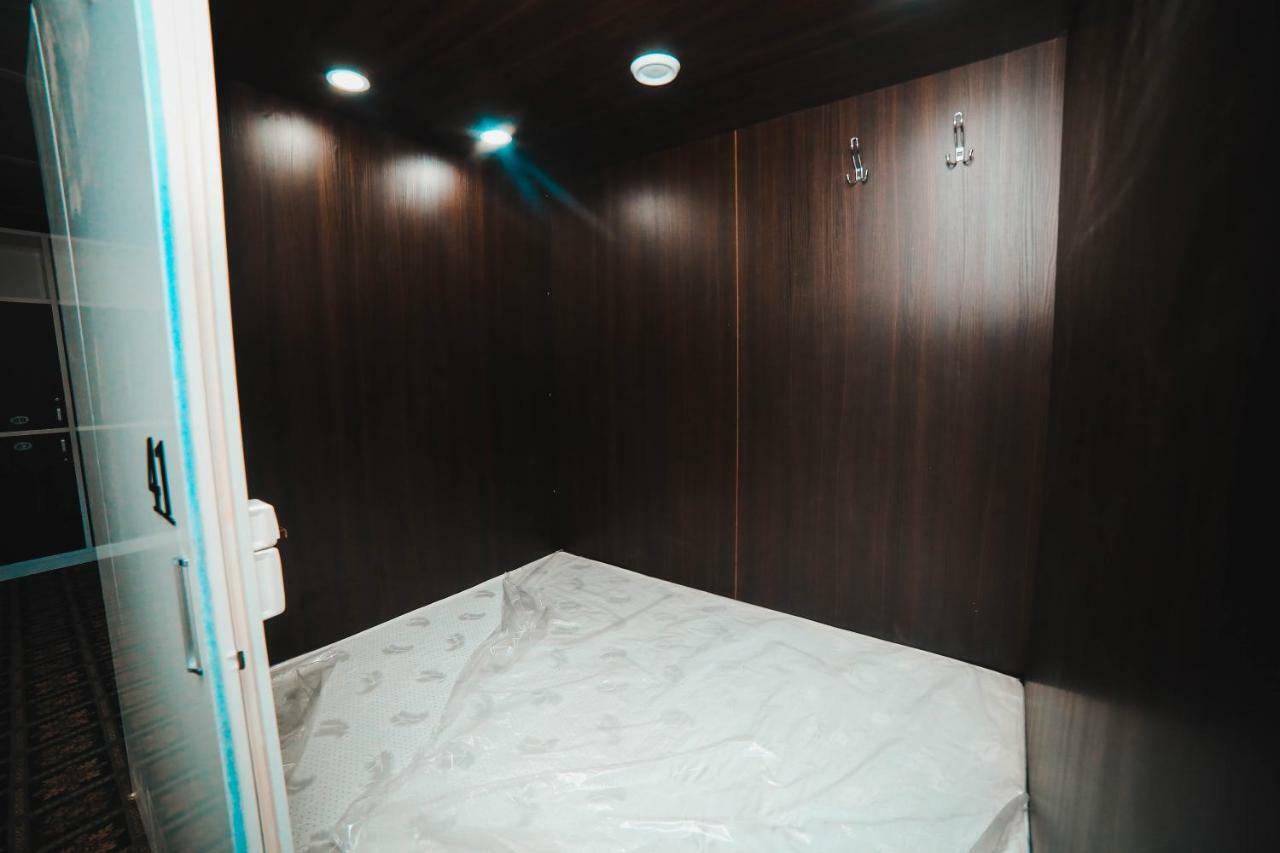 Capsule Hotel Technocave Bisjkek Buitenkant foto