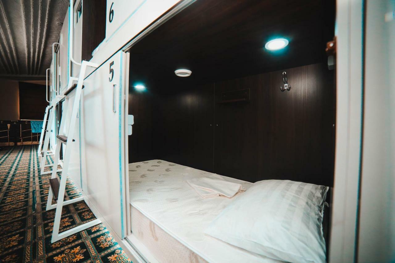 Capsule Hotel Technocave Bisjkek Buitenkant foto